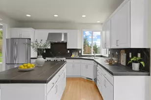 10928 SE Lenore St, Happy Valley, OR 97086 - Photo 8