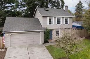 672 SE Alder Ct, Hillsboro, OR 97123 - Photo 2