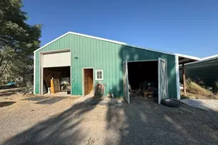 57366 N Rainbow Rd, Christmas Valley, OR 97641 - Photo 2