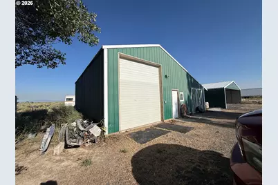 57366 N Rainbow Rd, Christmas Valley, OR 97641 - Photo 6