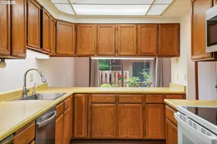 3262 SE 153rd Ave, Portland, OR 97236 - Photo 10
