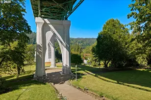 6908 N Philadelphia Ave, Portland, OR 97203 - Photo 16