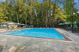 18280 Indian Creek Dr, Lake Oswego, OR 97035 - Photo 28
