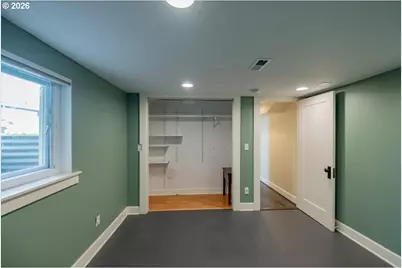 1905 SE Division St, Portland, OR 97202 - Photo 36