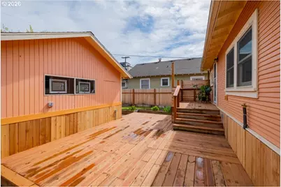 1905 SE Division St, Portland, OR 97202 - Photo 42