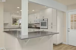 11340 NW Pumpkin Ct, Portland, OR 97229 - Photo 10