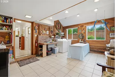 210 W 8th St, Lafayette, OR 97127 - Photo 30