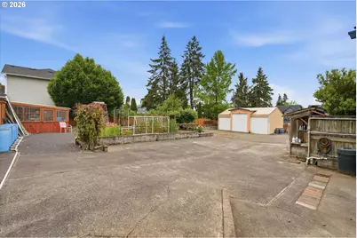 210 W 8th St, Lafayette, OR 97127 - Photo 42