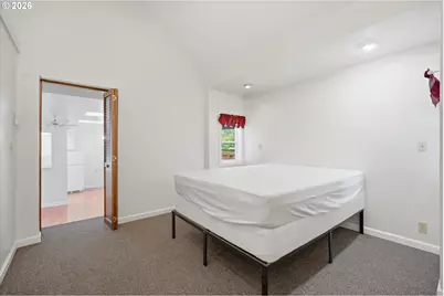 210 W 8th St, Lafayette, OR 97127 - Photo 40
