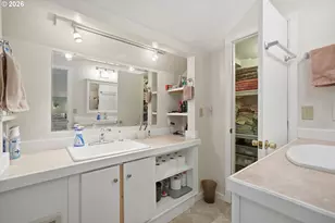 210 W 8th St, Lafayette, OR 97127 - Photo 26