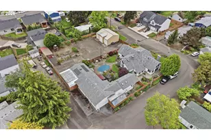 210 W 8th St, Lafayette, OR 97127 - Photo 46
