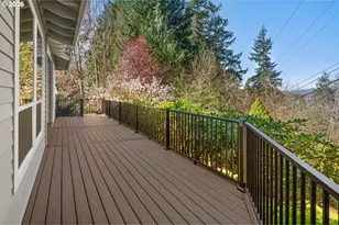 12329 SW 34th Ave, Portland, OR 97219 - Photo 28