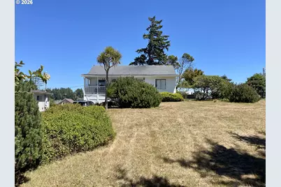 2519 Everett Ave, North Bend, OR 97459 - Photo 12