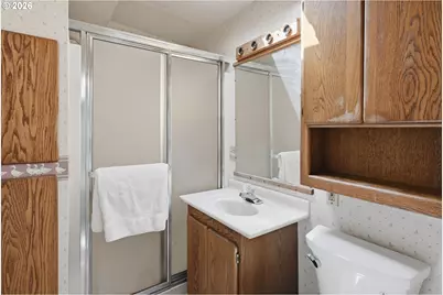 1159 E 1st Pl, Coquille, OR 97423 - Photo 18