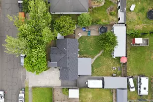 924 7th Ave, Sweet Home, OR 97386 - Photo 24