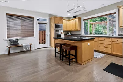 8817 SW 49th Ave, Portland, OR 97219 - Photo 8