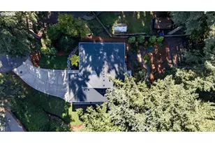 18861 Indian Springs Circle, Lake Oswego, OR 97035 - Photo 10