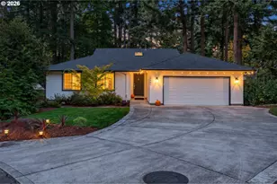 18861 Indian Springs Circle, Lake Oswego, OR 97035 - Photo 2
