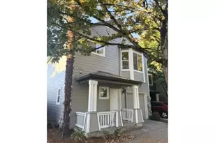 550 NE Knott St, Portland, OR 97212 - Photo 2