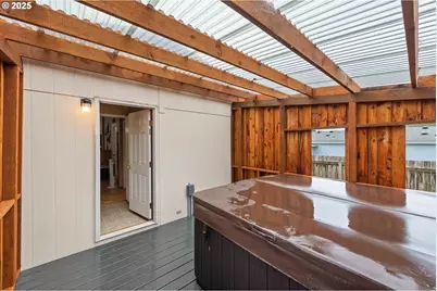 235 1st Ave, Coos Bay, OR 97420 - Photo 26