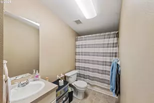 235 1st Ave, Coos Bay, OR 97420 - Photo 22