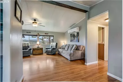 2505 Dry Creek Rd, Mosier, OR 97040 - Photo 14