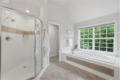 3390 Crescent Dr, West Linn, OR 97068 - Photo 30