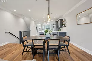 875 N Harbour Dr, Portland, OR 97217 - Photo 12