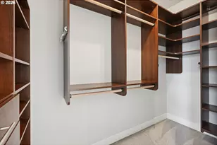 875 N Harbour Dr, Portland, OR 97217 - Photo 24