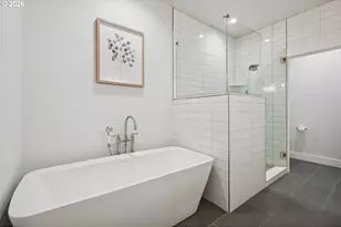 875 N Harbour Dr, Portland, OR 97217 - Photo 18