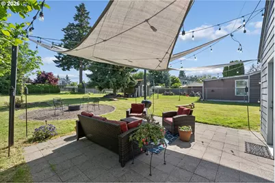 10910 NE Knott St, Portland, OR 97220 - Photo 22