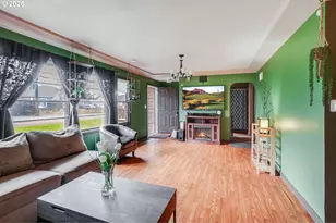 12413 SE Mill St, Portland, OR 97233 - Photo 2