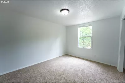 18427 SE Yamhill St, Portland, OR 97233 - Photo 18