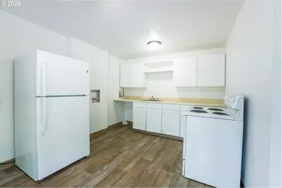 18427 SE Yamhill St, Portland, OR 97233 - Photo 26