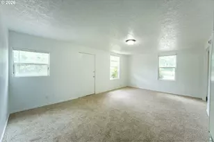 18427 SE Yamhill St, Portland, OR 97233 - Photo 16