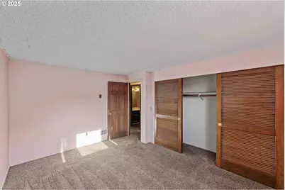 1358 Scott Ln, North Bend, OR 97459 - Photo 32