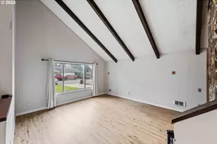 1358 Scott Ln, North Bend, OR 97459 - Photo 8