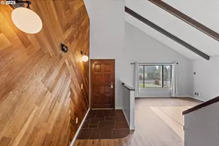 1358 Scott Ln, North Bend, OR 97459 - Photo 4