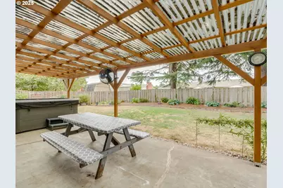 914 NE 26th St, McMinnville, OR 97128 - Photo 28