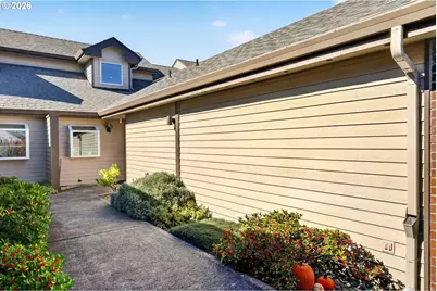 2449 NW Logan St, Camas, WA 98607 - Photo 4