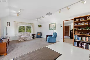 2840 NW Phillips Rd, Gaston, OR 97119 - Photo 6