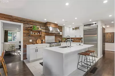 5054 SW 26th Pl, Portland, OR 97239 - Photo 6