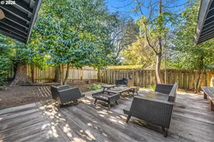 5054 SW 26th Pl, Portland, OR 97239 - Photo 12