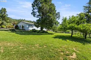 1971 E Sixth Ave, Sutherlin, OR 97479 - Photo 42