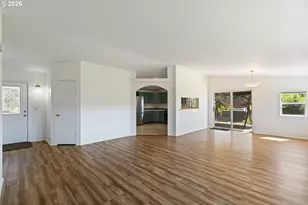 1971 E Sixth Ave, Sutherlin, OR 97479 - Photo 8