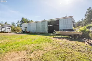 91511 Spaw Ln, Coos Bay, OR 97420 - Photo 40