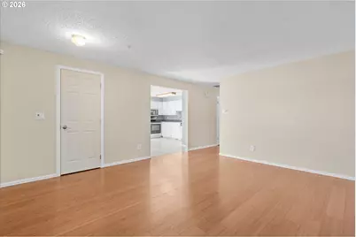 955 SE Hogan Rd, Gresham, OR 97080 - Photo 8