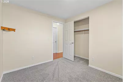 955 SE Hogan Rd, Gresham, OR 97080 - Photo 20