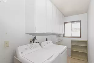 10009 NE Covington Rd, Vancouver, WA 98662 - Photo 34