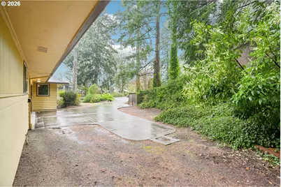 12444 SW 57th Ave, Portland, OR 97219 - Photo 40